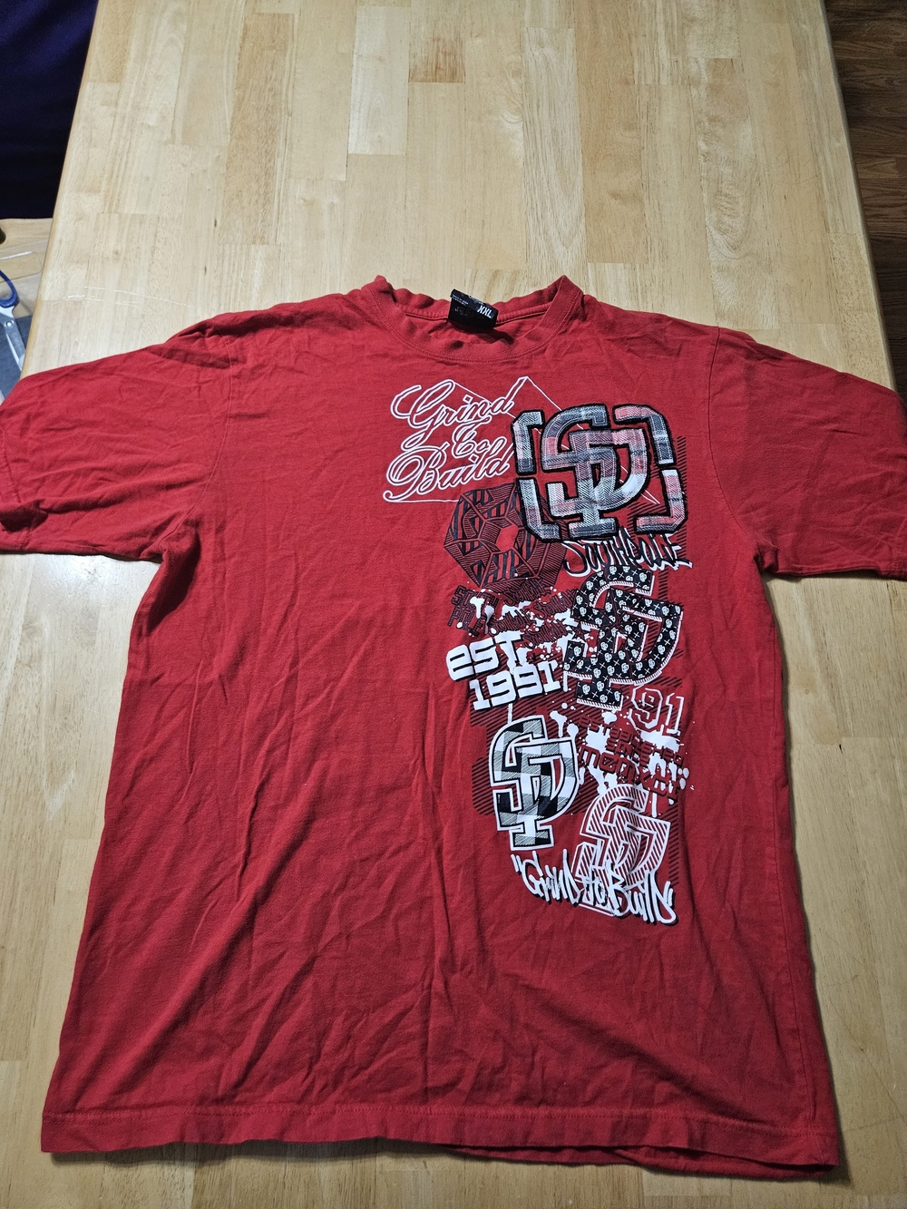 South Pole Short Sleeve Tee Red "Grind To Build" @B1